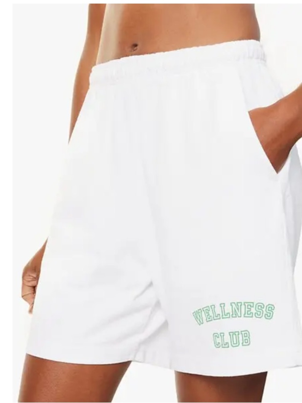 NWT Wellness Club Gym 100% Cotton White Shorts Green Logo Size Medium